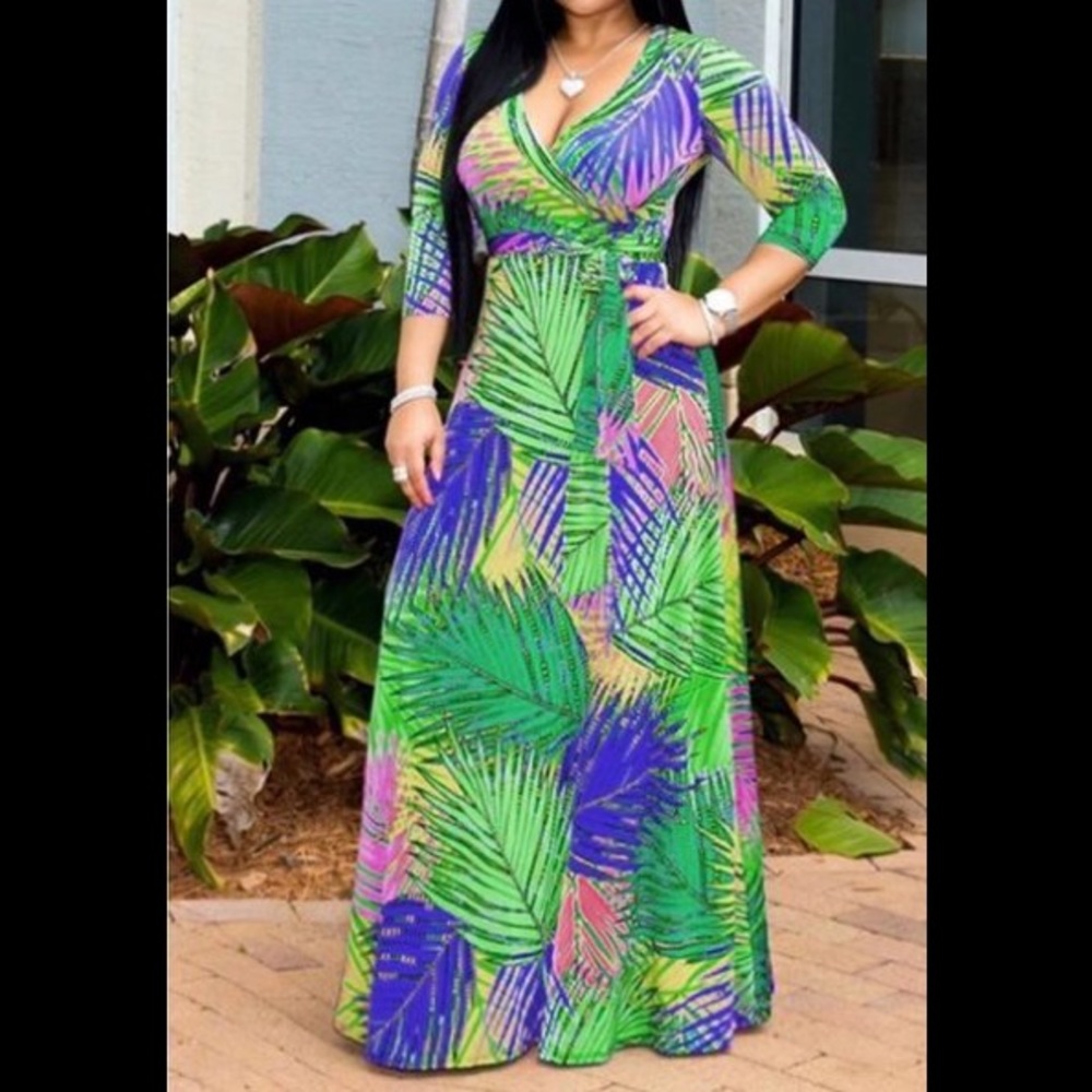 Green maxi  multi-color dress